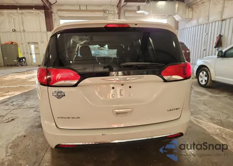 2017 Chrysler Pacifica Limited из США, поврежденный, VIN 2C4RC1GG6HR565121